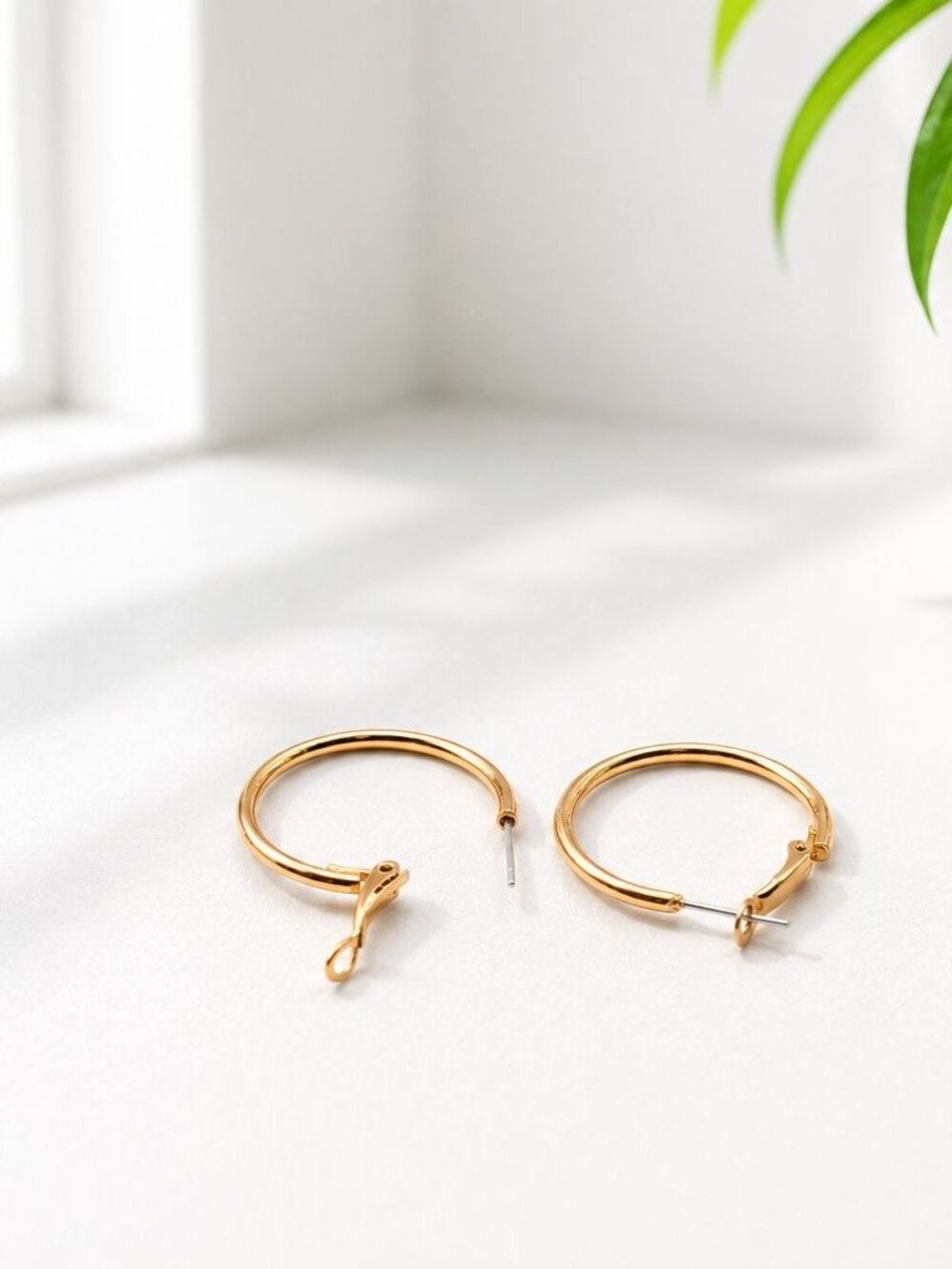 Gold-Tone Hoop Earrings With Leverback Closure - Classic Vintage Style - Approx.